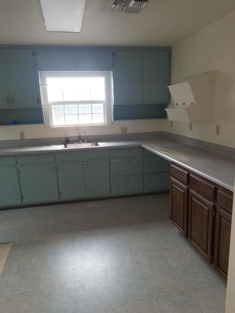 215 NE Outlook Ave, Grants Pass, OR 97526
